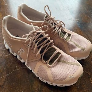 Women’s ON Cloud Running shoe